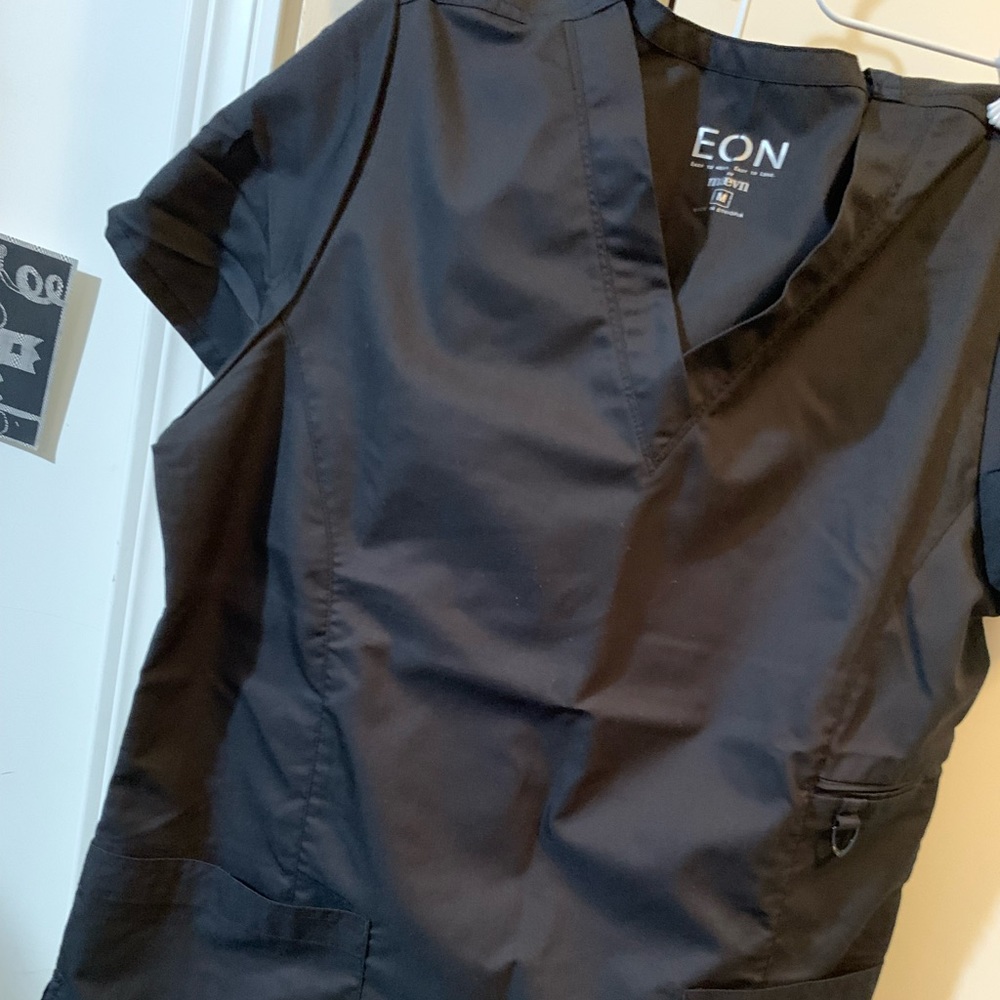 Eon Scrubs Top and Bottom 2 sets